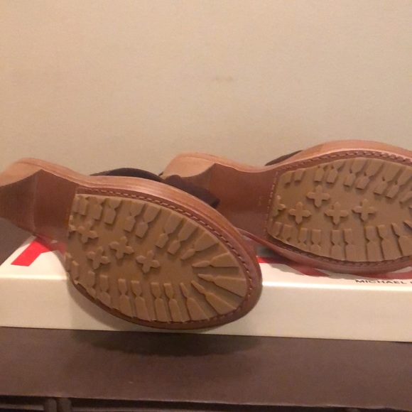NIB NWT Michael Kors Brown Suede Stacked Heel Sandals - Picture 2 of 4